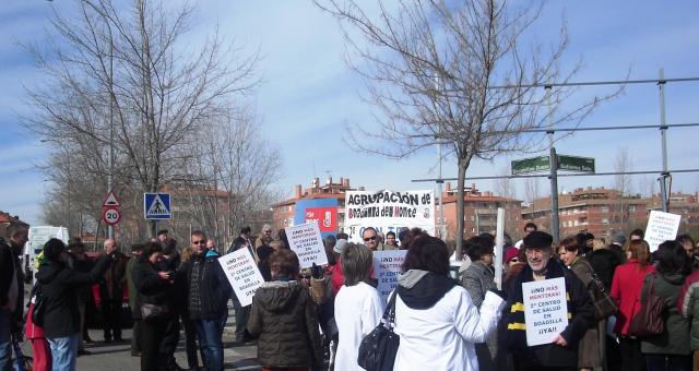 PSOE: "Más de 200 personas apoyan en la calle la construcción del Segundo Centro de Salud en Boadilla"