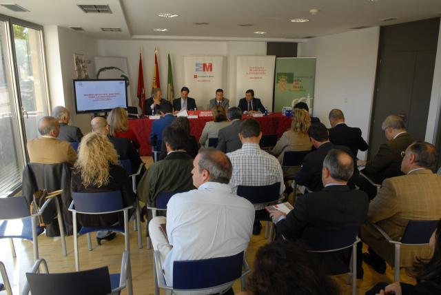 
                                                    Desayuno de trabajo con los empresarios tecnológicos de Boadilla