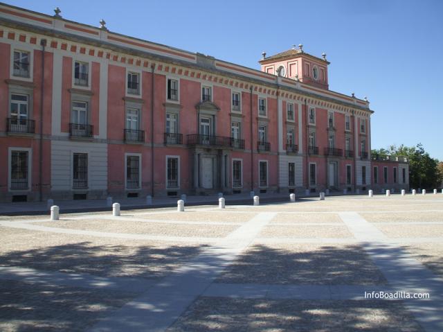
                                                    UPYD organiza un debate acerca del Palacio de Boadilla