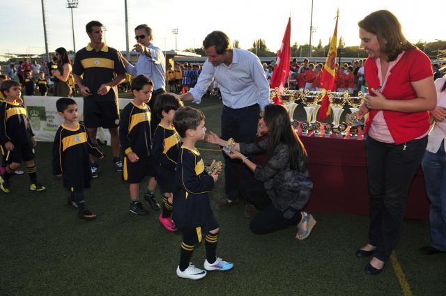 
                                                    Fin de temporada del Club Tasman de Rugby y del Club de Fútbol Nuevo Boadilla