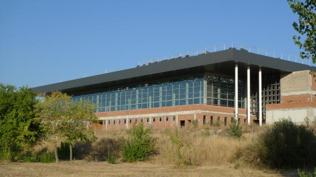 UPyD pregunta en el Pleno por el desajuste en los pagos del Expediente de Resolución de Contrato del Polideportivo de Viñas Viejas
