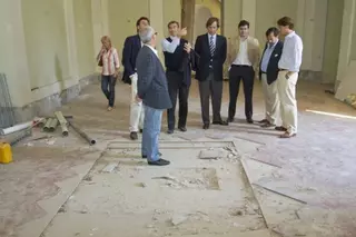 El Alcalde visita el Palacio del Infante Don Luis junto a los portavoces municipales