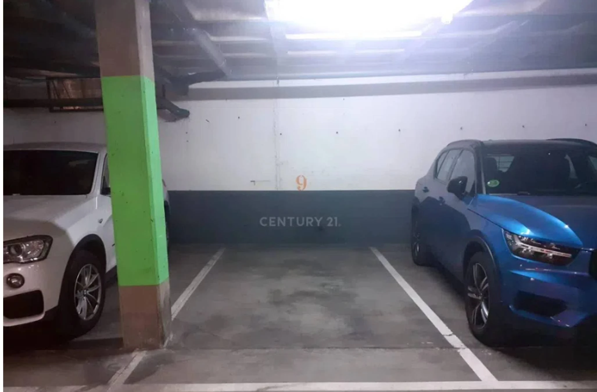 Escritorio con almacenaje