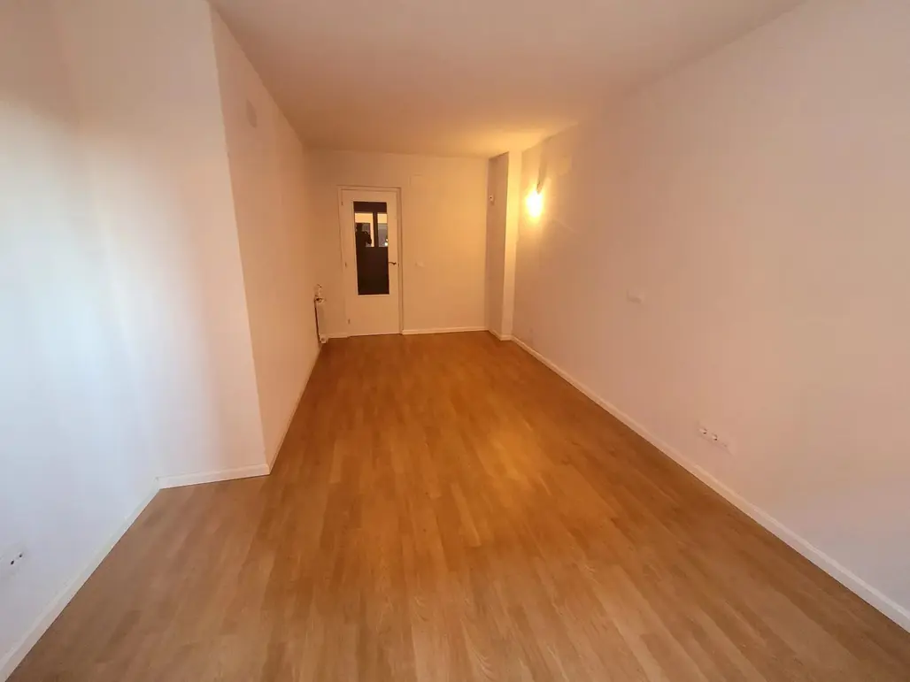 Se vende piso de 1 dormitorio en Camarena, Toledo