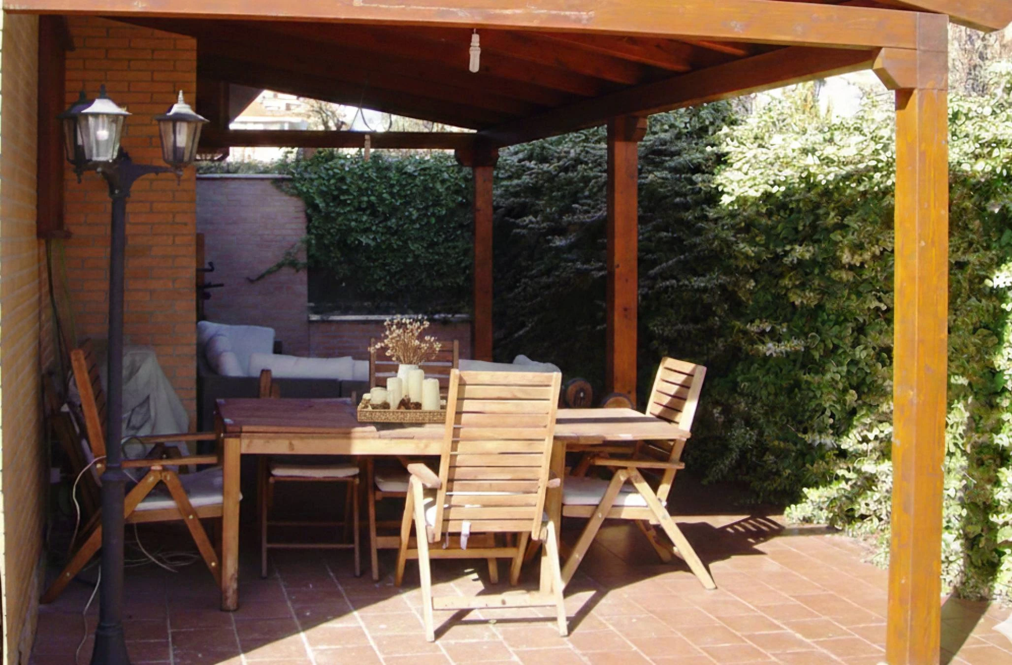 Escritorio con almacenaje