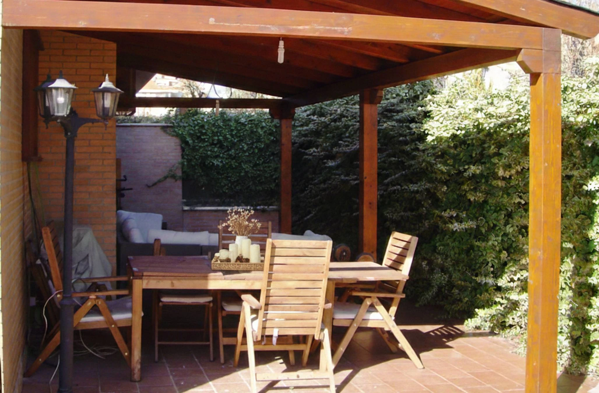 Escritorio con almacenaje