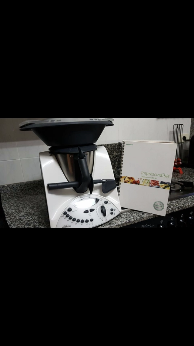 Thermomix tm31 solo con 4 años